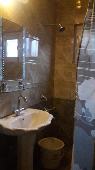 Blooming Dale Hotel Srīnagar Dış mekan fotoğraf